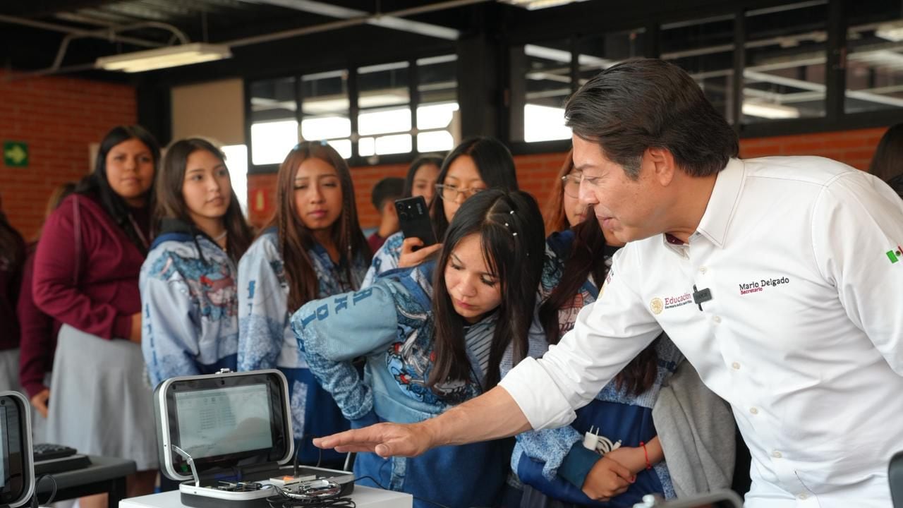 Mario Delgado inaugura bachilleratos en Edomex; meta de 200 mil espacios
