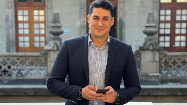 ¿Quién es Carlos Joaquín Fernández Tinoco, diputado de la CDMX que bloqueó el acceso al congreso?