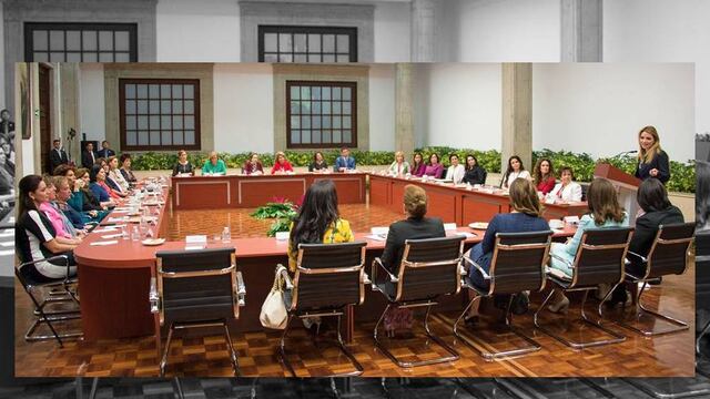 "En el DIF estamos trabajando con los jóvenes de México para fomentar su sano desarrollo", destacó la Primera Dama.
