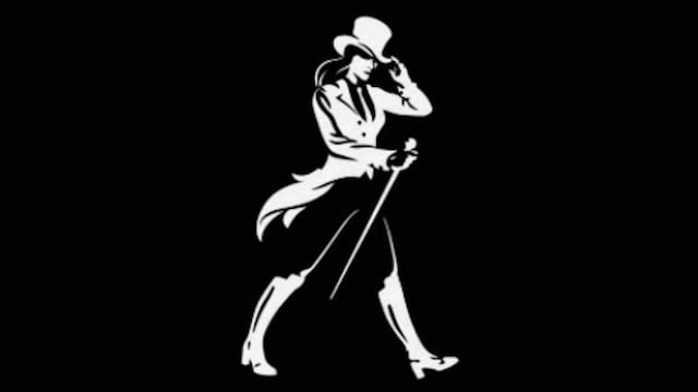 La elegante figura de un hombre vestido en traje será remplazado por una bella mujer posando.