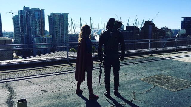 Arrow/Supergirl
