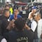 ¿Qué pasa en Calzada Ignacio Zaragoza de CDMX? Se desata enfrentamiento entre transportistas y policías por bloqueo