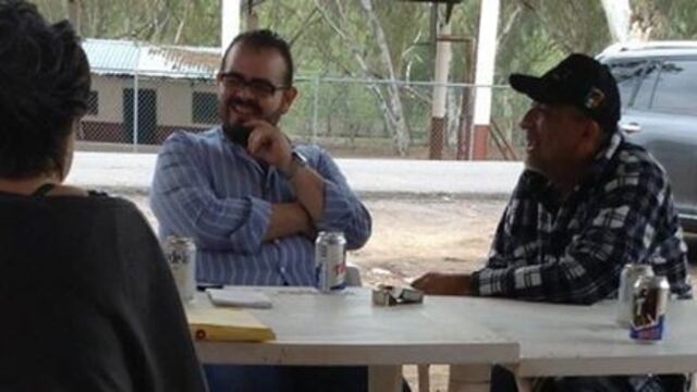 Rodrigo Vallejo, hijo del exgobernador de Michoacán, con el delincuente "La Tuta". Foto/Especial