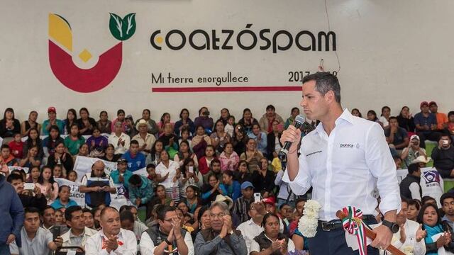 Alejandro Murat en San Juan Coatzóspam