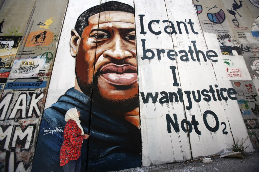 Mural por George Floyd