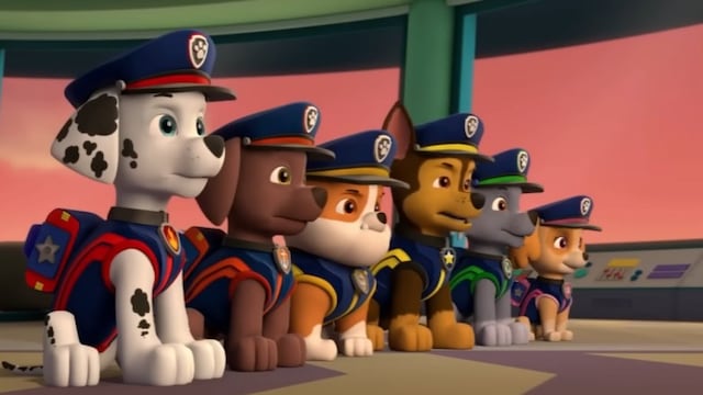Chase lidera a cachorros policías de Paw Patrol