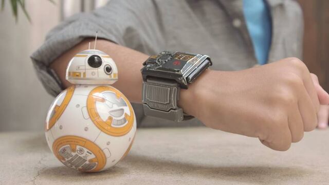 El droide BB-8 y la Force Band, de Sphero.