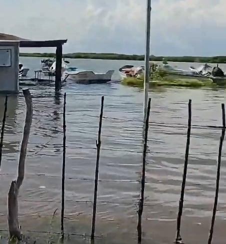 Huracán Polo provoca marea alta e inundaciones en Navolato