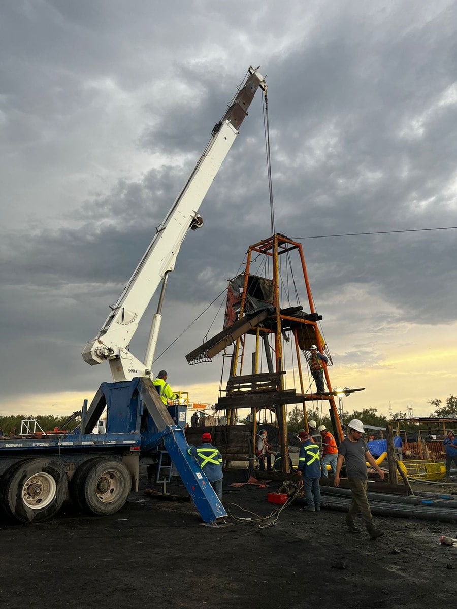 Mineros atrapados Sabinas, Coahuila, día 27: familiares aceptan plan de rescate que tomará más de 6 meses
