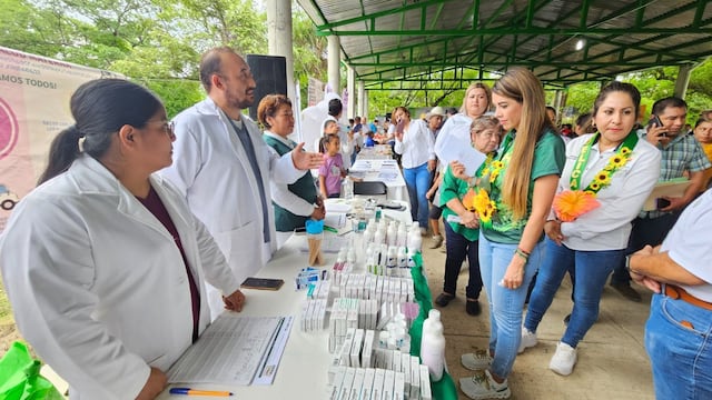 DIF San Luis Potosí en feria de salud de Aquismón