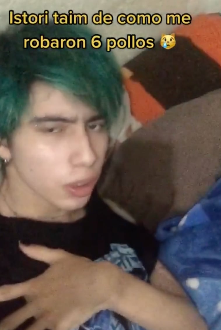 Víctima del robo contando su historia