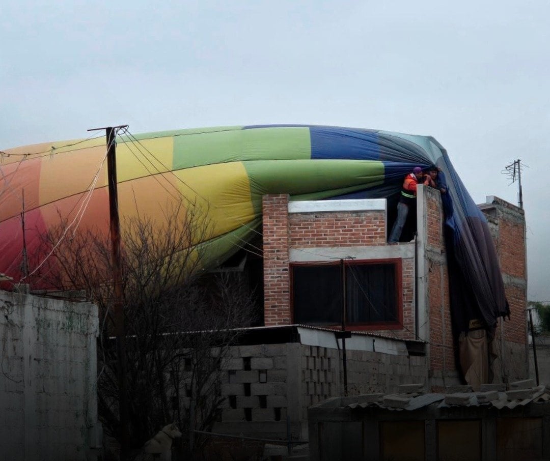 Un globo aerostático de Teotihuacán tiene accidente ante el mal clima