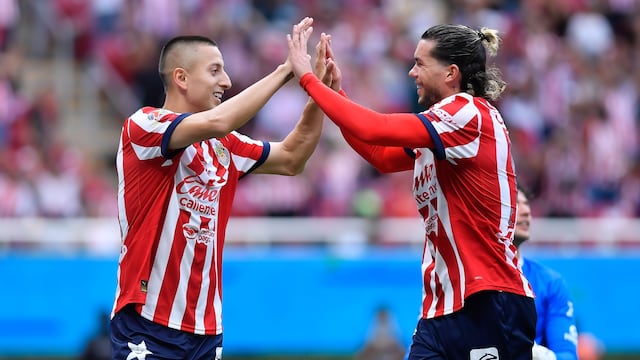 Chivas humilla a Juárez FC con una goleada contundente en la Liga MX