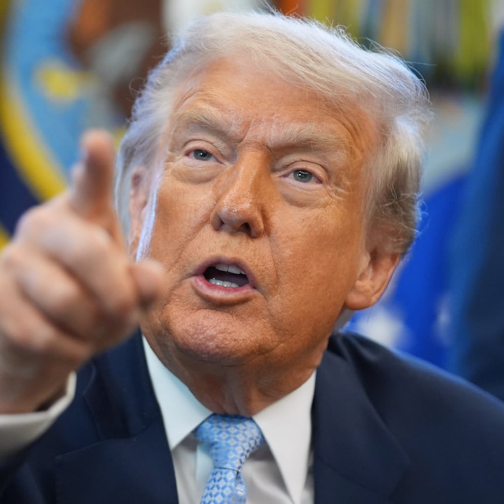 Trump desafía al Congreso con próximos ataques en Venezuela