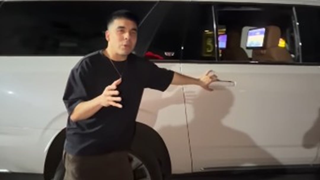 MC Davo denuncia robo en Monterrey: saquean dos camionetas