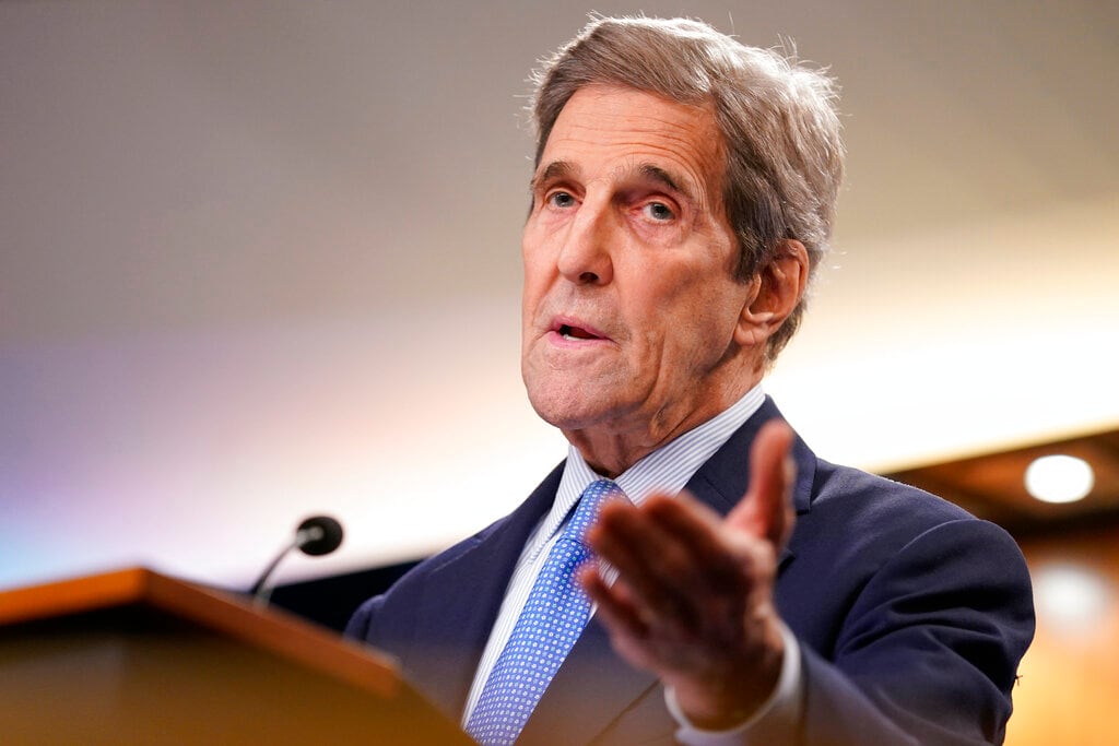 El enviado presidencial por el Clima de EU, John Kerry, anticipó que México asumirá el compromiso climático en la COP27.