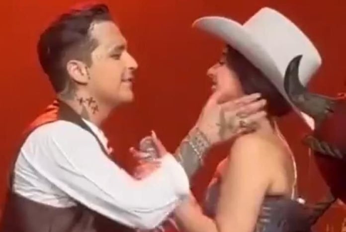 Ángela Aguilar y Christian Nodal.