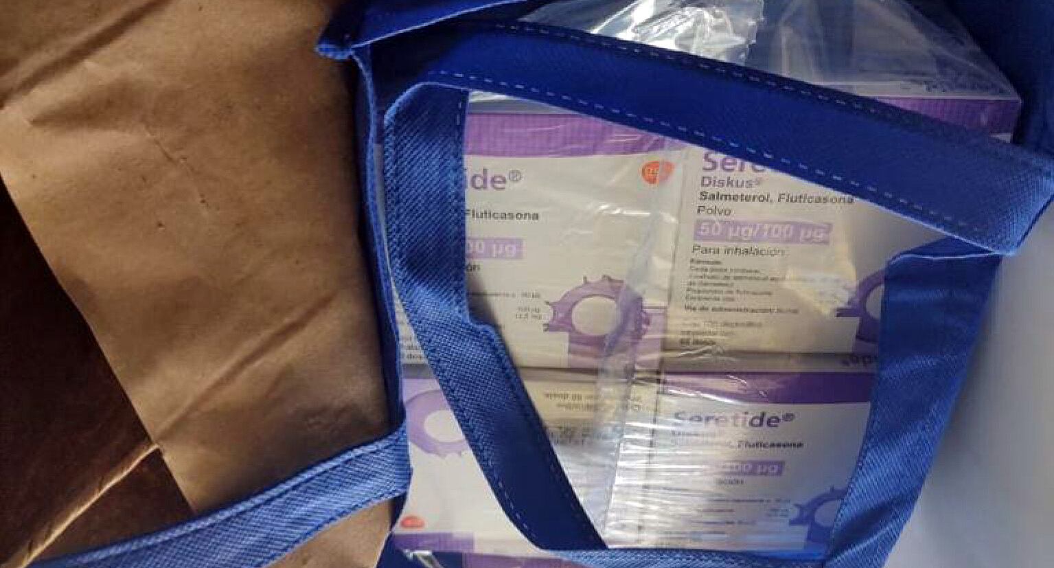 Bolsas con medicamento sustraído por Adrián Osnaya Torales