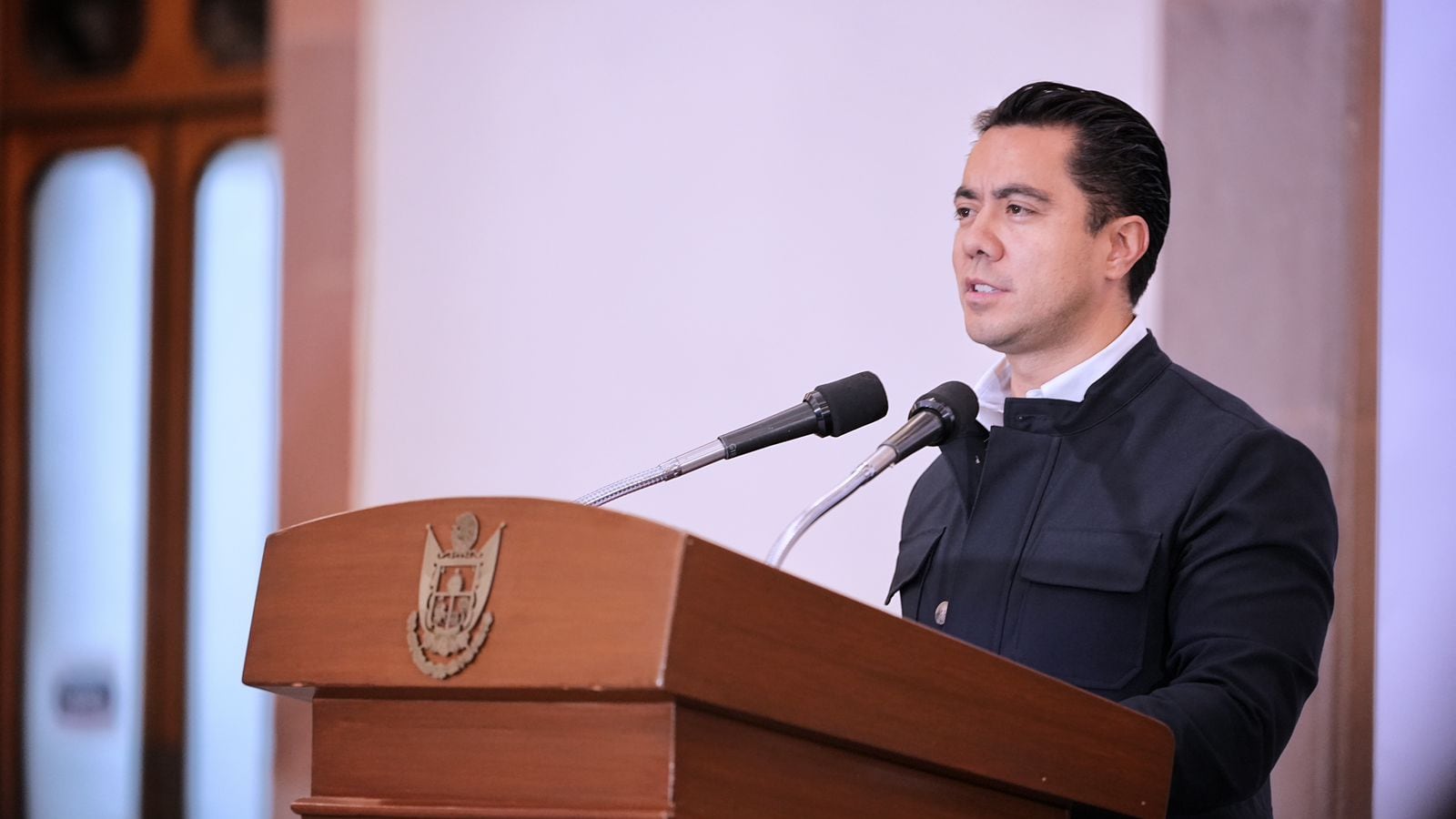 Felifer Macías y Mauricio Kuri presentan apoyos para afectados por las lluvias en Querétaro