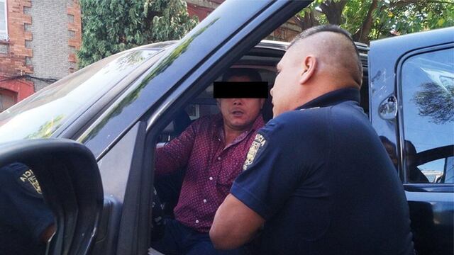 Mario Espinoza agredió a un policía.