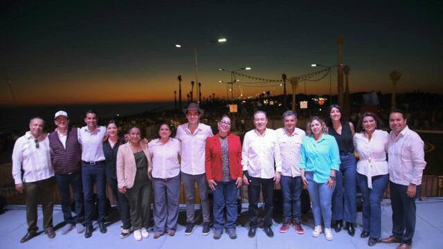 Alfonso Durazo inauguró el Malecón Turístico de Huatabampito