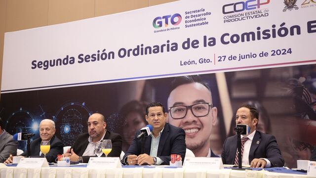 Diego Sinhue Rodríguez en sesión de la Comisión de Productividad