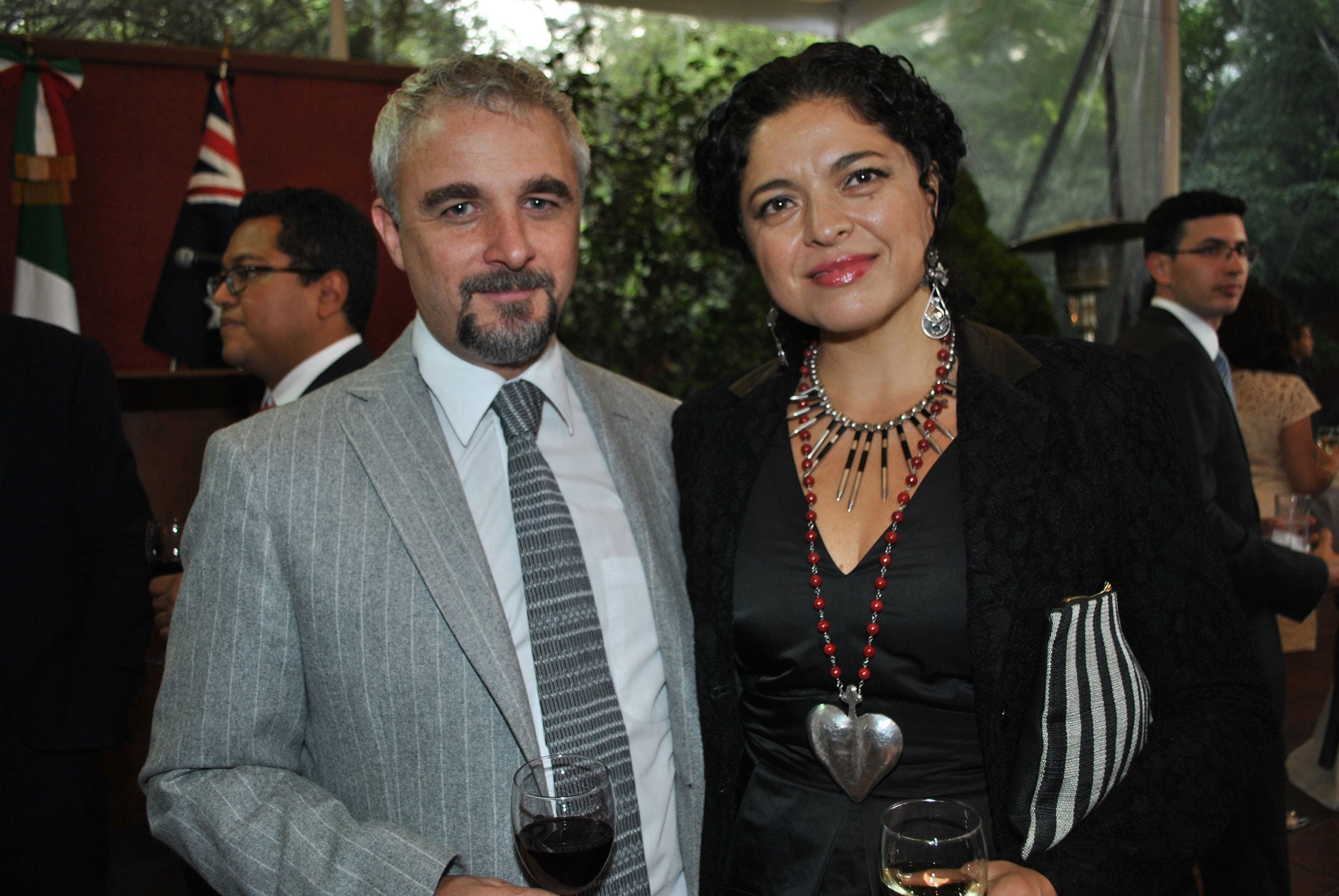 Alejandra Frausto y Michael Rowe