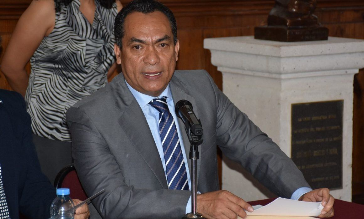 Adrián López Solís, fiscal de Michoacán