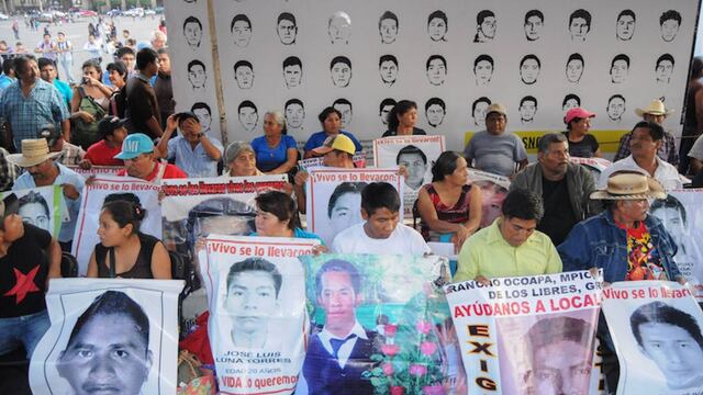 Padres de los 43 normalistas. Suspensión de búsqueda.