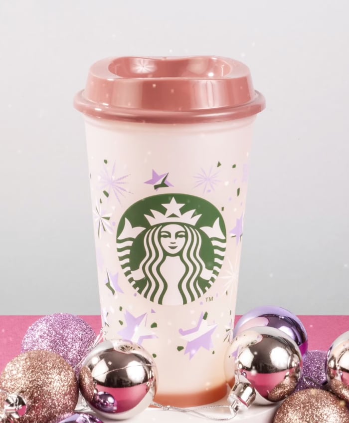 Vaso de Starbucks que cambia de color