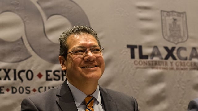 El Gobernador Marco Antonio Mena Rodríguez anunció la suspensión de clases.