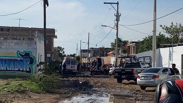 Autoridades resguardan el centro.