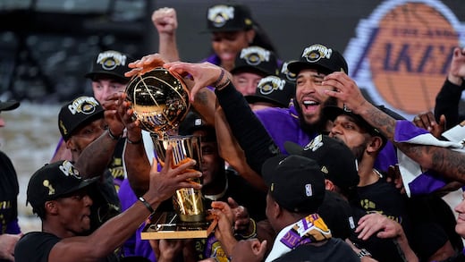 Los Lakers honran la memoria de Kobe Bryant al proclamarse campeones de la NBA