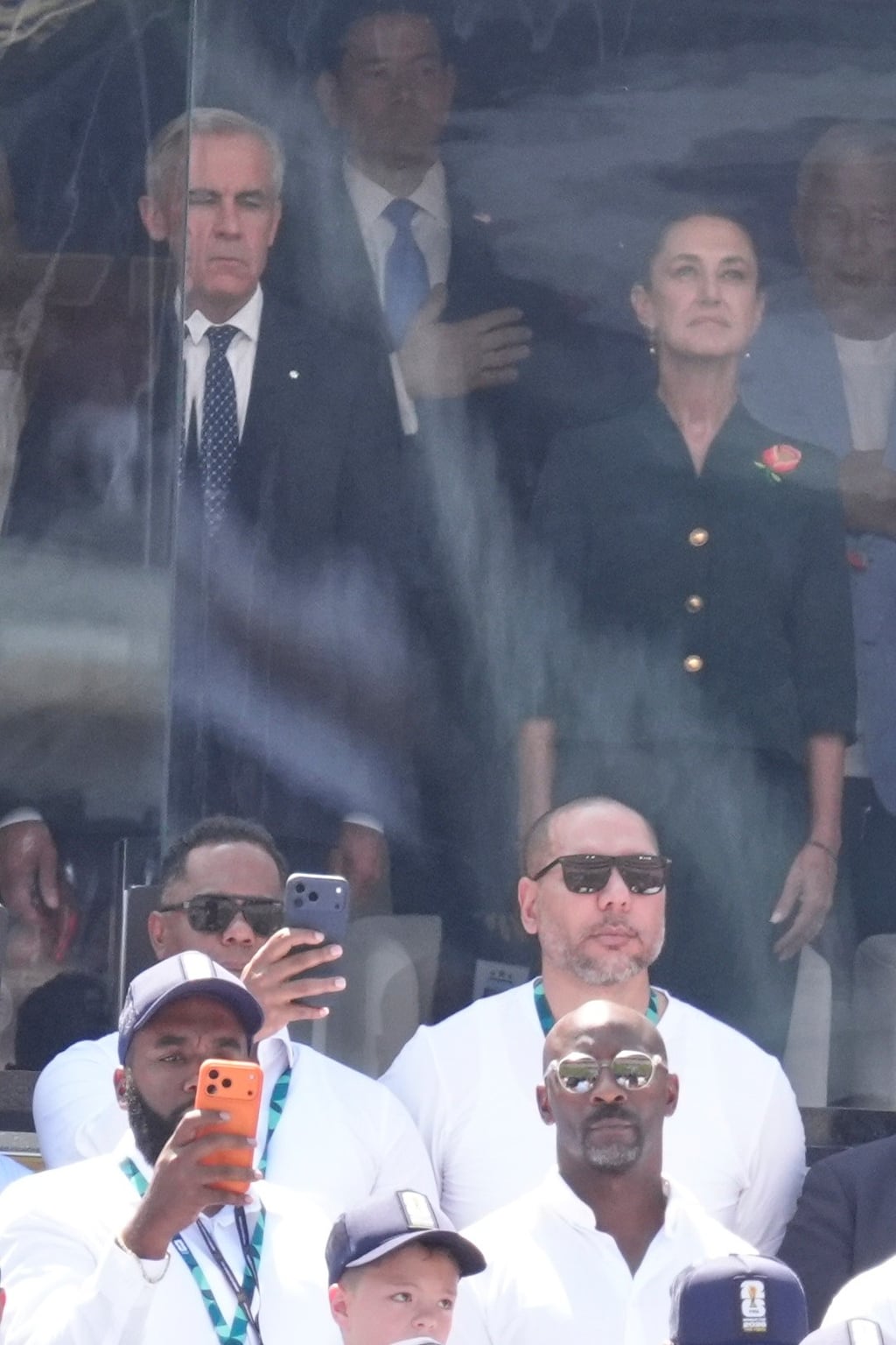Claudia Sheinbaum comparte palco con Donald Trump, Mark Carney, Gianni Infantino y Melania Trump en la final del Mundial 2026