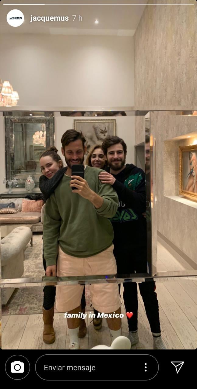 Jacquemus también ha subido una foto con su prima Belinda