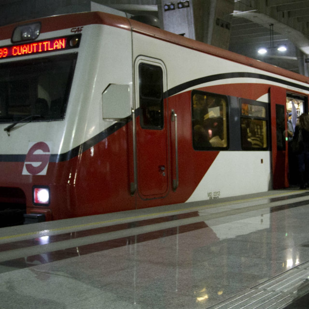 Tren Suburbano registra retrasos por incidente entre Fortuna y Tlalnepantla