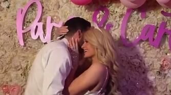 Paris Hilton: Así fue su despedida de soltera al estilo ‘Alicia en el país de las maravillas’ (VIDEO)