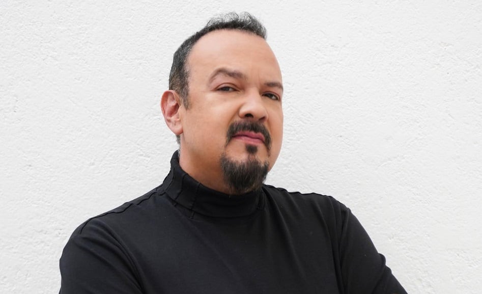 Pepe Aguilar, cantante.