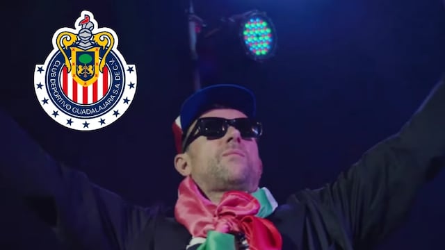 Damon Albarn sorprendió a todos con un gesto de su gusto por Chivas durante un concierto en Guanajuato