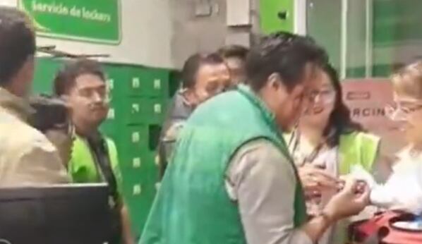 Empleado de Bodega Aurrerá Metepec resultó gravemente herido en el robo