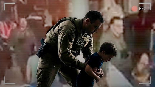 Agente de ICE salva la vida de un bebé en el aeropuerto JFK de Nueva York