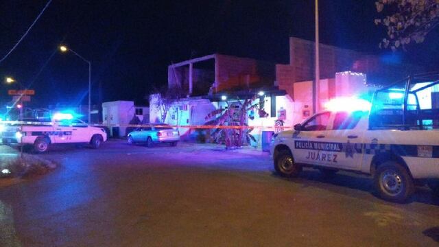 Asalto, persecución y balacera.