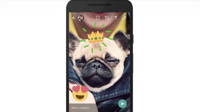 Interfaz de WhatsApp para enviar fotos y videos.