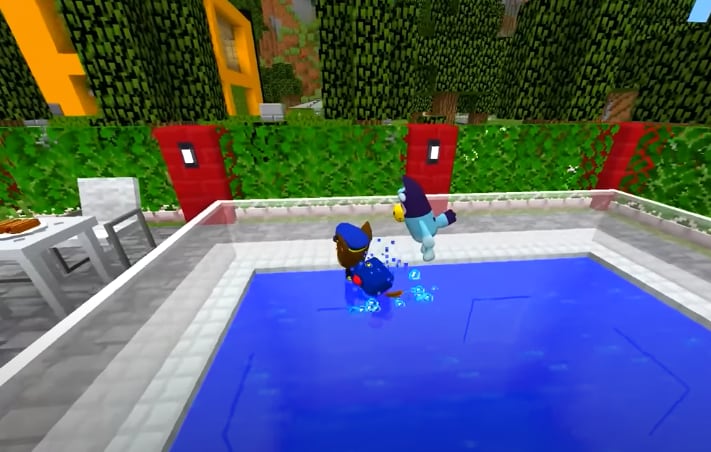 Bluey y Chase de Paw Patrol se besan