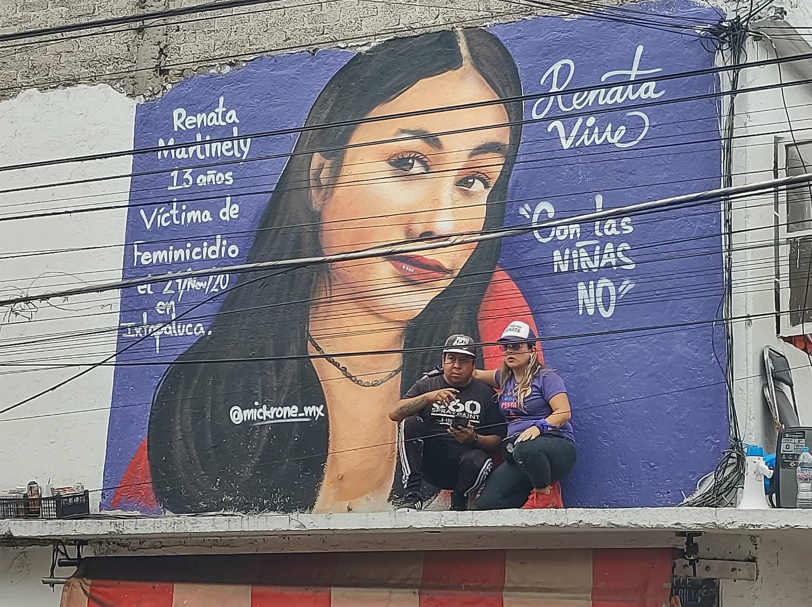 Realizan tercer mural de Renata