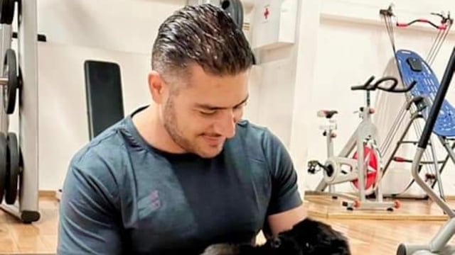 Omar García Harfuch en el gym y con su cachorro Aurelio