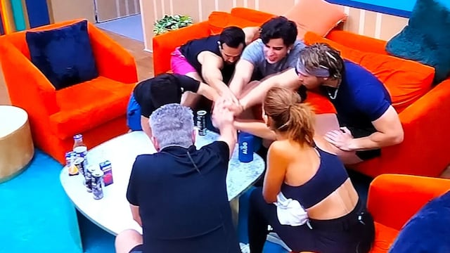 Team Noche de La Casa de los Famosos México 2025