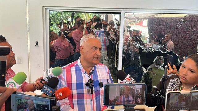 Educación de Guerrero atiende a normalistas de Ayotzinapa