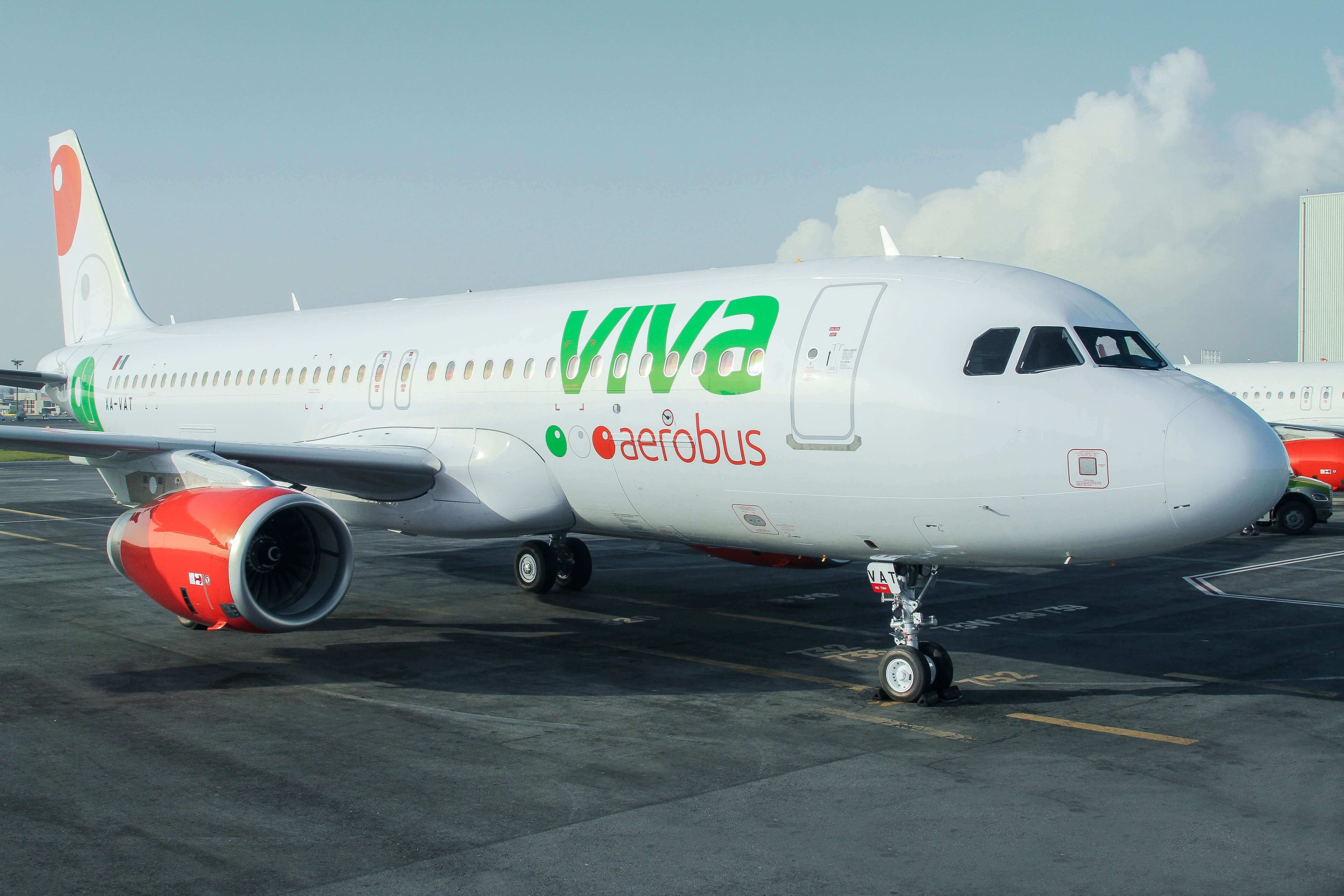 Avión de Viva Aerobus