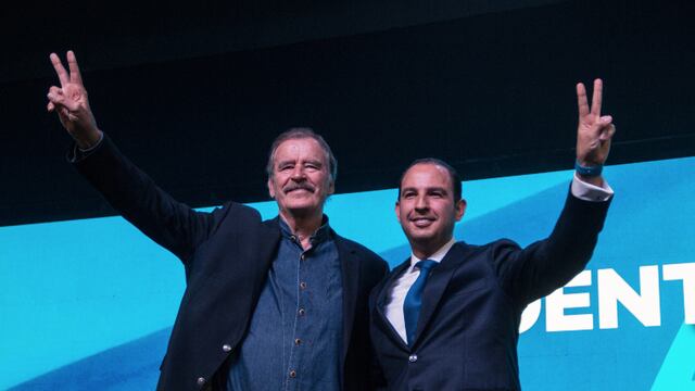 El ex presidente reconoció que "solo no puede" por lo que pidió ayuda a otros partidos